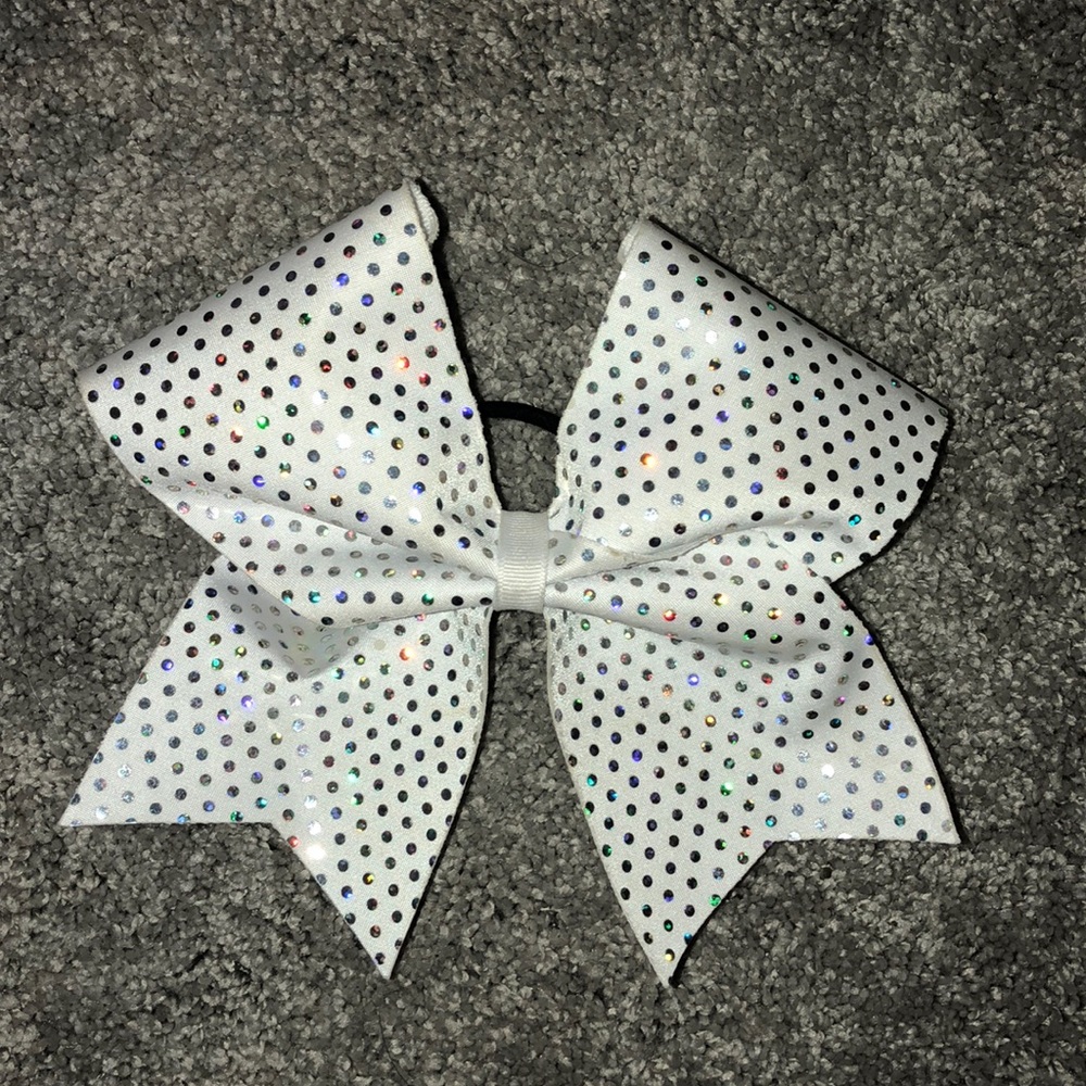 don’t cheer anymore selling bows!